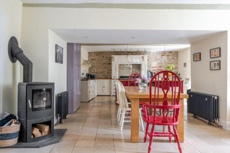 19-6819d89568e59-...