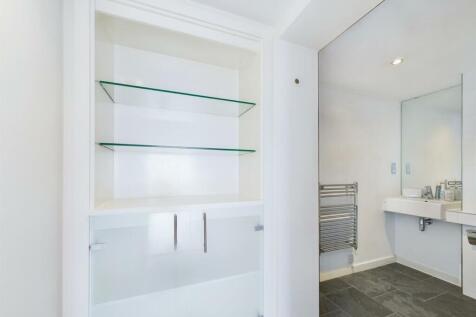 CAM01387G0-PR0076-ST