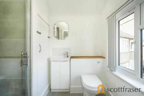 En Suite 1