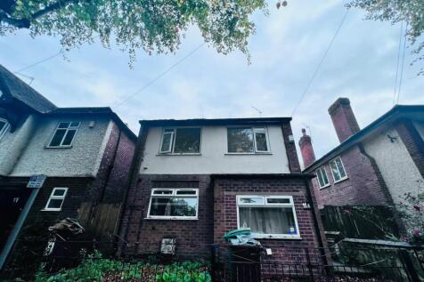 6-bed detached on Rolleston Drive, Lenton, £4,160/mo