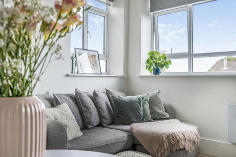 1331500-6-688a44f...