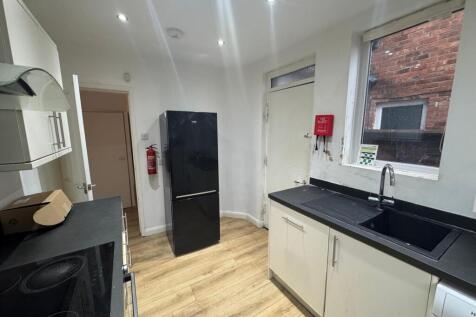 WhatsApp Image 2025-12-15 at 13.31.18 (3).jpeg