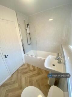 Park Terrace Swalwell, Newcastle Upon Tyne, NE16 photo 3