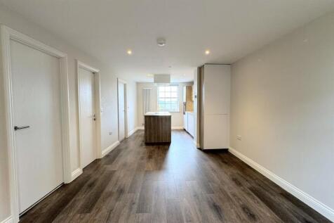 Kings Crescent, Edward Street, Derby photo 5