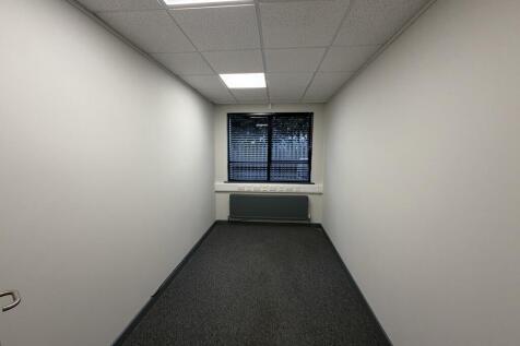Office to rent Image 4
