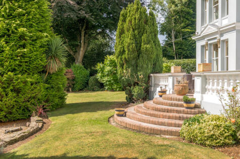 1344036-65-68bb04e407f3c-ARW