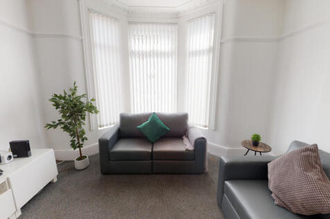 5-bed house on Egerton Road, Liverpool, £3,142/mo