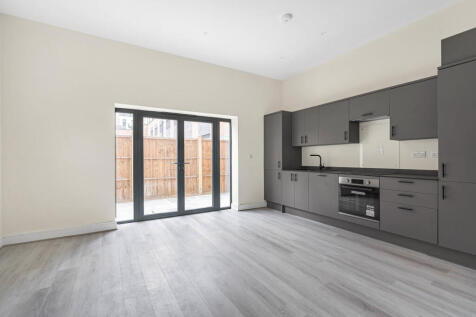 Reception/Kitchen