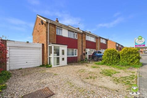 EweMove Estate Agents Basingstoke - Baird Av
