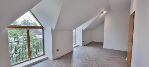 Huxley Road, Leyton,  photo 4