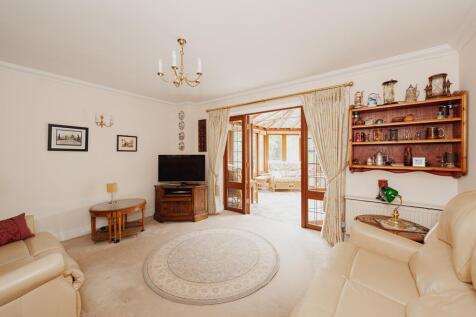(Rightmove) 10.jpg