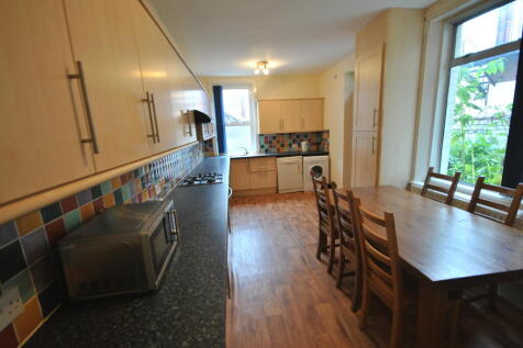 Cavendish Place, Jesmond, Newcastle Upon Tyne, Tyne and Wear, NE2 photo 4