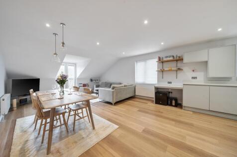 Kitchen/Reception