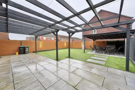 Enclosed Rear Garden