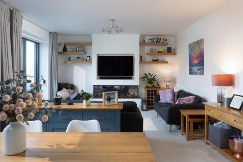 Sitting Dining Room
