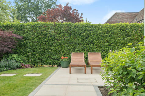 1305422-12-684728...