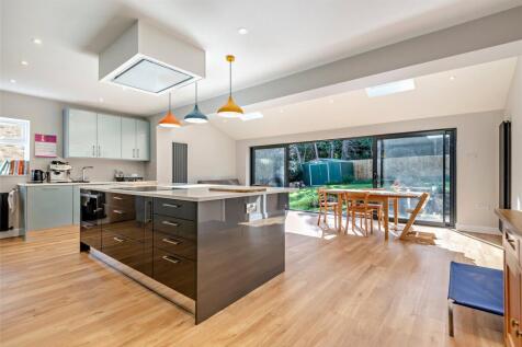 Kitchen Family Room
