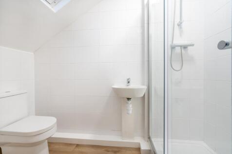Bathroom.jpeg