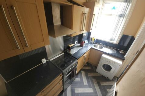 Beaumont Road, Bradford photo 3