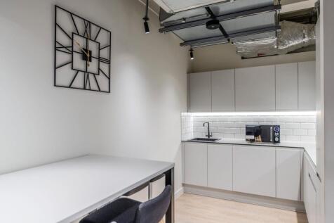 52 brooks mews 2886 kit.jpg