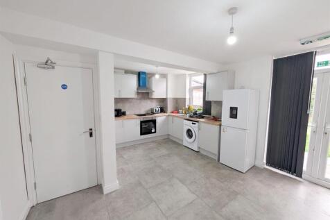 Shared Kitchen - Diner.jpg