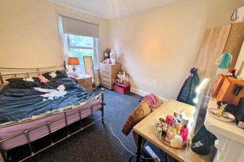 Addington Road - ALL BILLS INCLUDED photo 4