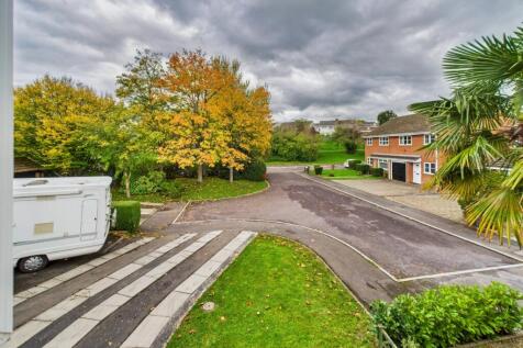 CAM02023G0-PR0178-STILL045