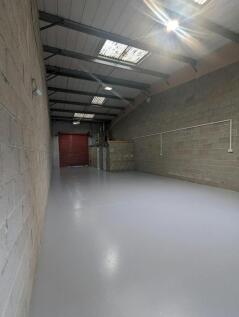 Distribution Warehouse to rent Image 3