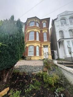 2 Bedroom Flat in TN34 2EY