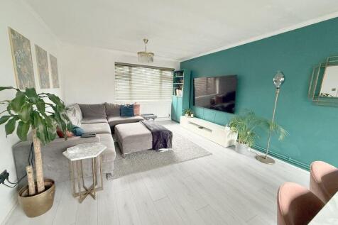 LOUNGE/DINER