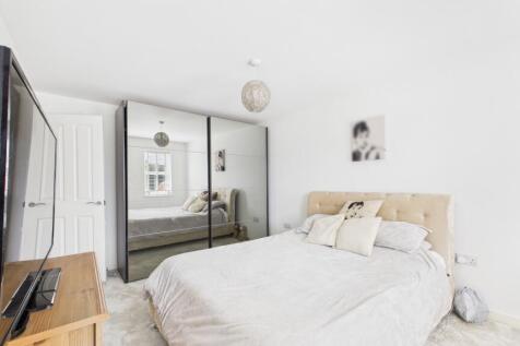 Pavilion Rise - Bedroom 2 (1)