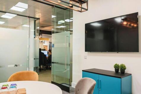 Serviced Office to rent Image 5
