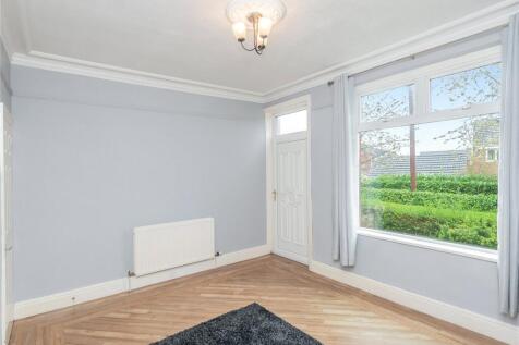 Fairfield Avenue, Tingley, Wakefield, West Yorkshire, WF3 photo 4