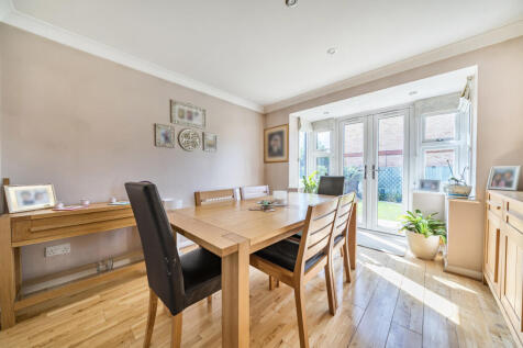 1358875-12-68d47b...