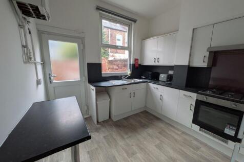 5-bed house on 5 Bed - Claremont Road, Wavertree, L15, £585/mo