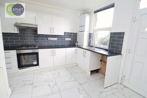 248A Barnsley Road  S63 6DQ photo 4