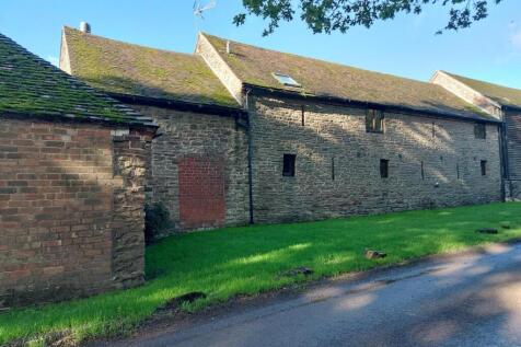 Character Detached Barn &amp; Workshop - TO LET