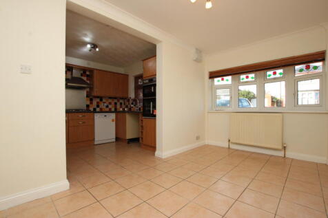 Masefield Road, Kettering, North Northamptonshire photo 4
