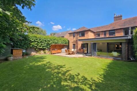 Ash Lane, Hale photo 3