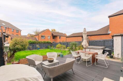 6B7RBR - External F.jpg