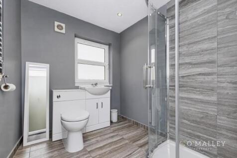 Bathroom (3).jpg