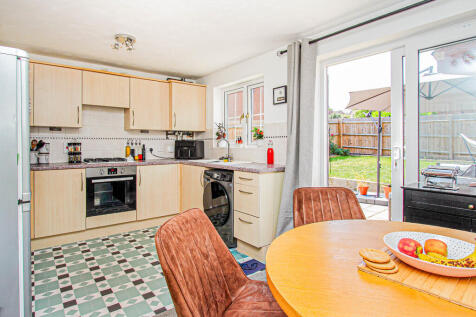 Kitchen/Dining Ro...