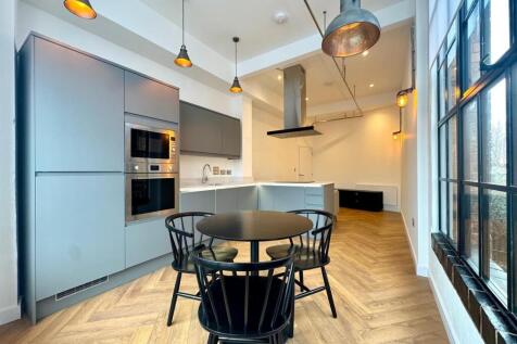 Kitchen pic 1.jpeg