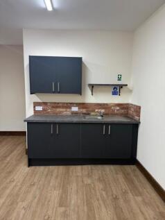 Office to rent Image 4