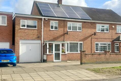 Leicester, LE4 - property photo