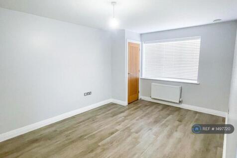 Crawley Green Road, Luton, LU2 photo 2