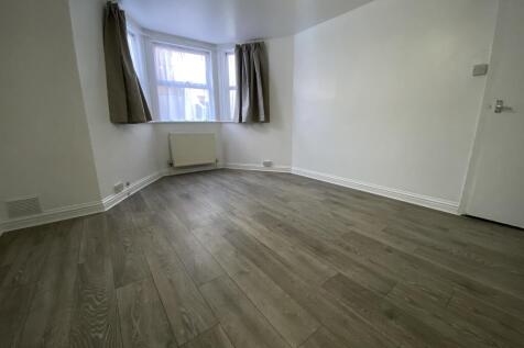Ceylon Place, Eastbourne, East Sussex, BN21 photo 3