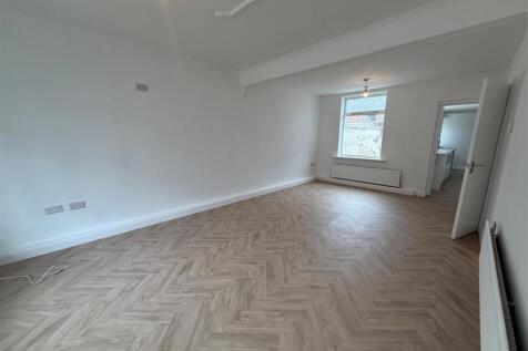 Hovingham Street, Middlesbrough. photo 4