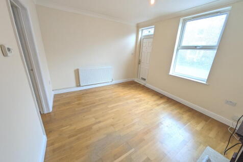 St Annes Street, Grantham, NG31 photo 3