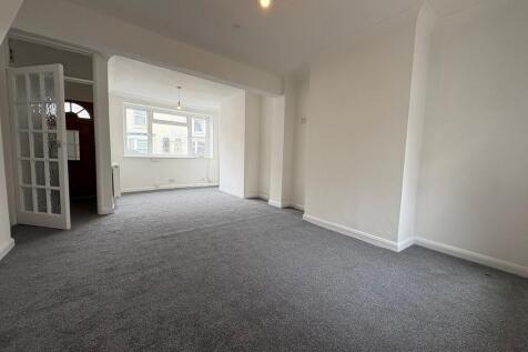23 Leyton Lounge